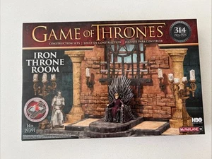 2015 McFarlane Toys-Game Of Thrones-Iron Throne Room Set - New In Box 314 Pieces - Picture 1 of 6