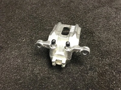 СУППОРТ ЗАДНЕГО ТОРМОЗА СО СТОРОНЫ ВОДИТЕЛЯ ПРАВАЯ СТОРОНА ДЛЯ HONDA CR-V CRV VTEC 2.2-i-CTDI 2005-6 - Изображение 1 из 3