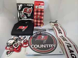 NFL Tampa Bay Buccaneers Magnetic/Plaid/Decals/Key Chain, Variety Pack. - Picture 1 of 10