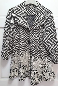 LTX Sportswear Women's Textured Tunic Cardigan Sweater - Black/White Floral - 1X - Picture 1 of 4