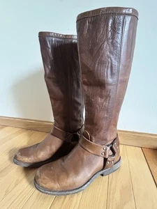 Para mujeres FRYE Phillip Marrón Cuero Arnés Motociclista Alto Motocicleta Montar Botas 7B - Imagen 1 de 9