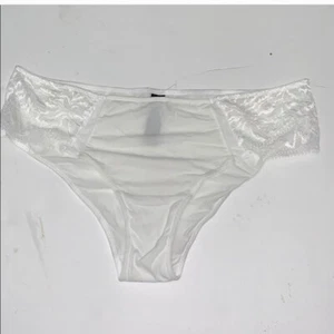 NWOT Natori brief panties size S - Picture 1 of 3