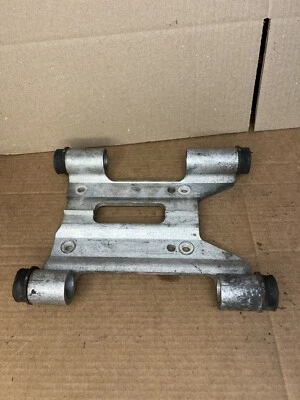 Montaje de placa de soporte del motor Ski-Doo 550f 2006 GTX  Foto 1 de 4