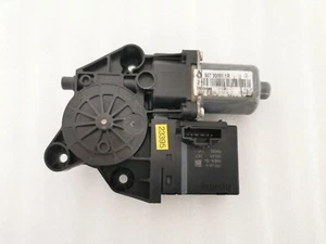 Renault Scenic III Fensterhebermotor Fensterheber Türsteuergerät vorne rechts - Bild 1 von 4