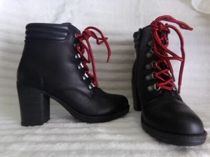 Womans/Teens Boots UnionBay size 6M  NEW - Picture 1 of 5