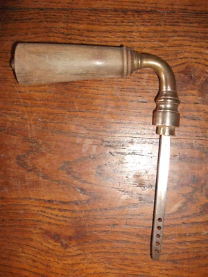 Ancienne poignée en bois style Gollot marquée MEL - Photo 1/4