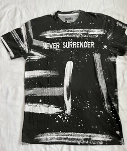 Never Surrender - Seven Souls Pop Art Short Sleeve Men's Shirt Size Large Cotton - Picture 1 of 3