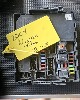 Nissan Pathfinder 2004-2010 IPDM carrocería control motor caja de fusibles 284B7-ZE03C Foto 1 de 4