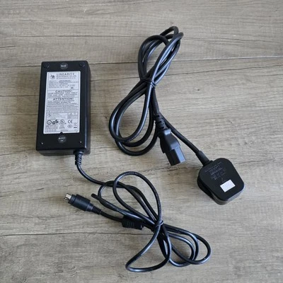 DMTECH LV22XTM 22" HD TV Television Power Supply Working  - Image 1 of 4