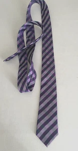Ben Sherman Purple Black Design Men’s Skinny Necktie 2.5”x 58” 100% silk - Picture 1 of 3