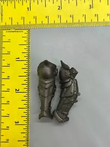 Schienbeine weiblich männlich Typ 2.0 Belualyth Mythic Legions Cosmic 1/12 Figur - Bild 1 von 1
