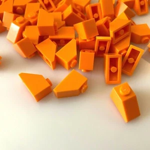 50 per lot NEW LEGO Bright Orange (Orange) ROOF TILE 1X2/45 (3040/4121967) slope - Picture 1 of 3