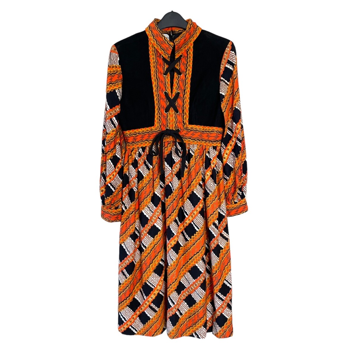 Oscar de la Renta 1970s Vintage Dresses for Women for sale Oscar de la Renta 1970s Vintage Dresses for Women for sale