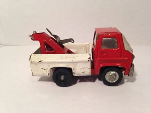 Vintage Marx Pressed Steel Tow Truck Wrecker Red & White1968 MOMLXX - Picture 1 of 5