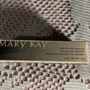 Mary Kay Lash Intensity Mascara Black Deluxe Mini .14.  092104. - Picture 1 of 2