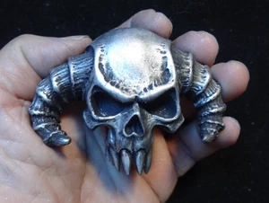 Cosplay Exorzist Anstecker Pin - Bild 1 von 8