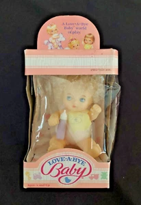 Vintage Hasbro 1987 Love-A-Bye Blonde Curly Hair Baby Doll w/ Kitty Bib Diaper - Picture 1 of 2