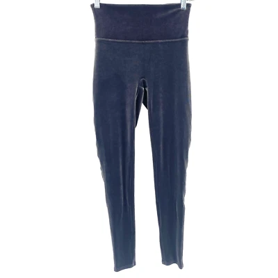 Leggings Spanx Gris Terciopelo Suave Difuso Medianos Atletismo Favorecedores Apretados Gimnasio Foto 1 de 4