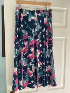 BN Country Casuals Abstract Floral Soft Touch Flared Midi Skirt - Size 12 - Picture 1 of 3