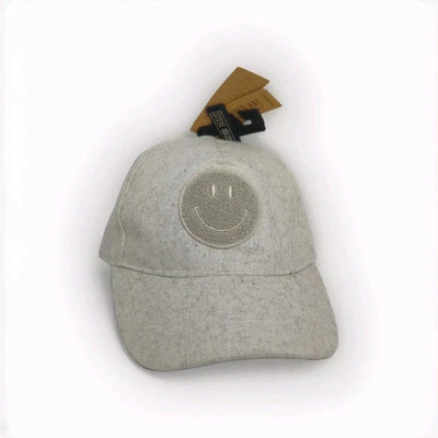 Steve Madden Mujer Parche Smiley Lana Cepillada Sombrero Gorra Crema Talla Única Nuevo con Etiquetas Foto 1 de 4