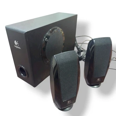 Logitech S-220 Computer PC Laptop 2.1 Speaker System with Subwoofer - 3.5mm In - Image 1 of 4