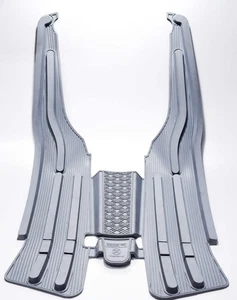 A44 - TAPPETO IN GOMMA GRIGIA PER LAMBRETTA LI 3 SERIE DAL 1962 AL 1965 -TV-SPEC - Foto 1 di 1