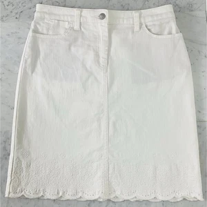 Gonna jeans TALBOTS ricamata orlo capesante 2 occhielli bianchi denim matita usata in ottime condizioni - Foto 1 di 12