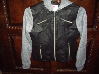 Chaqueta T9 EEUC 14 16 Justice imitación cuero con mangas y capucha gris tejido suave Foto 1 de 4