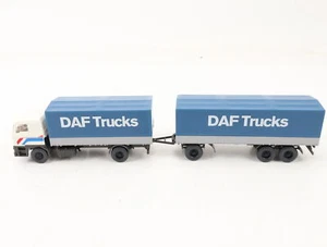 Wiking H0 468/1 Modellauto LKW Fernlastzug DAF 3300 "DAF Trucks" 1:87 - Bild 1 von 4