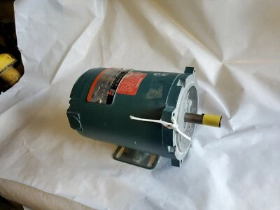 Reliance 1/2 HP 3 PH 3450 RPM TEFC Electric Motor Frame EB48YZ  ID No. P48H1357M - Image 1 of 4