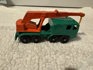 VTG MATCHBOX LESNEY 8 WHEEL CRANE #30 - Picture 1 of 4