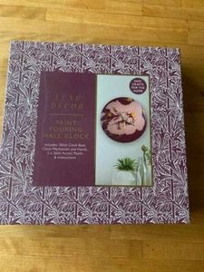 Robert Frederick Luxe Decor Paint Pouring Canvas Wall Clock Kit Round New - Picture 1 of 3