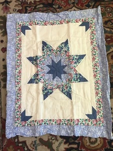 Quilted Sham Winter Star Blue And White - Picture 1 of 3