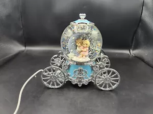 Couple In Love Over The Moon, Vtg Style Carraige Lighted Musical Snow Globe - Picture 1 of 6