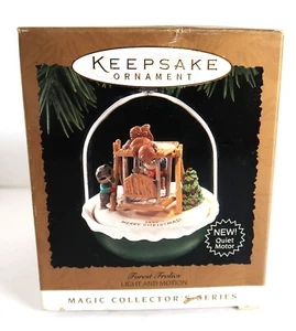 Vintage 1995 Hallmark Keepsake Ornament ""Forest Frolics"" magisches Licht und Bewegung - Bild 1 von 14