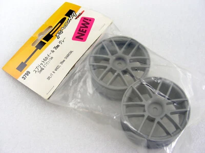 Vintage 3799 HPI Nitro RS4 Racer RTR EVO 18SS Charcoal Split 6 26mm Wheels 1Pair - Image 1 of 4