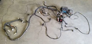 5.0L Engine Fuse Box w/ Wire Harness F5TB-12A581-MN | Fits 94 95 96 97 Ford F150 - Picture 1 of 12