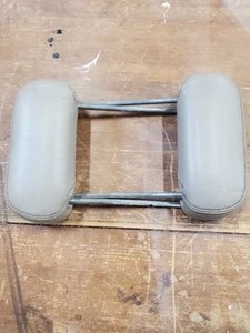 00-05 Ford Excursion Middle Rear Seat 2nd Row Headrest Head Rest Tan Leather Set - Picture 1 of 4