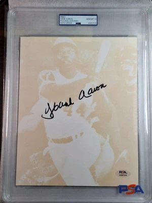 HANK AARON Signed 8x10 Photo CUT-HOF W PHOTO ON BACK GRADE 10 AUTO PSA #7218 #3 - Image 1 of 3