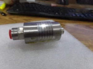 GP:50 / Pressure Transducer Model: V-SPIKE-D Transducer. 0 - 7500 PSIG. - Picture 1 of 3