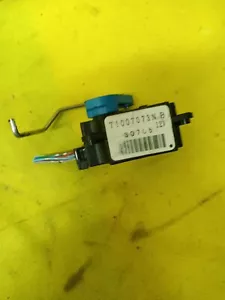 2015-2019 Subaru WRX Heater Blend Door Actuator Assembly T1007073N B OEM 15-19 - Picture 1 of 5