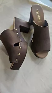 Sandali donna oro biologico 9 pelle tomaia borchie Made in Italy marrone e oro - Foto 1 di 17
