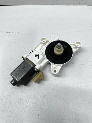 Chrysler 200 2011-2014 sedán ventana motor lado conductor delantero izquierdo LH OEM T31 Foto 1 de 4