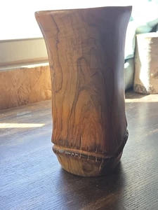 Handgefertigte Holzvase Studio Art 8,75" Artesania HNOS. ORTA Olivo Ref. 91 T13 - Bild 1 von 14