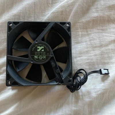 Ventilador ARX DC SIN ESCOBILLAS 12V FD1260-S0153E 0,55A TP Foto 1 de 4