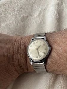 VINTAGE ORVIN 17 JEWEL MECHANICAL MEN'S WATCH - Picture 1 of 5