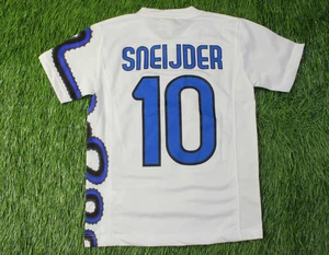 CAMISETA DE FUTBOL INTER MILAN SNEIJDER 2010-2011 VISITANTE FAN OFICIAL JOVEN M - Imagen 1 de 15