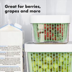 Bundle of 2 OXO Good Grips GreenSaver Produce Keeper - Large,White 5 qt & 1.6 qt