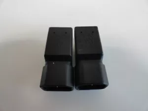 L17: Lot of 2 Well Shin WS-089 Male Plug IEC C14 To U.S. 3 Pin Female Connector - Picture 1 of 2