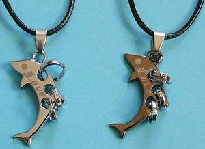 Freundschafts-Kette: 2x Delphin mit Ringen Ring Anhänger Amulett Love Liebe  - Bild 1 von 1